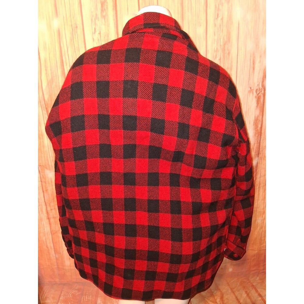 Woolrich Red/Black Plaid Long Sleeve Button Up Jacket Sz L - Picture 3 of 3